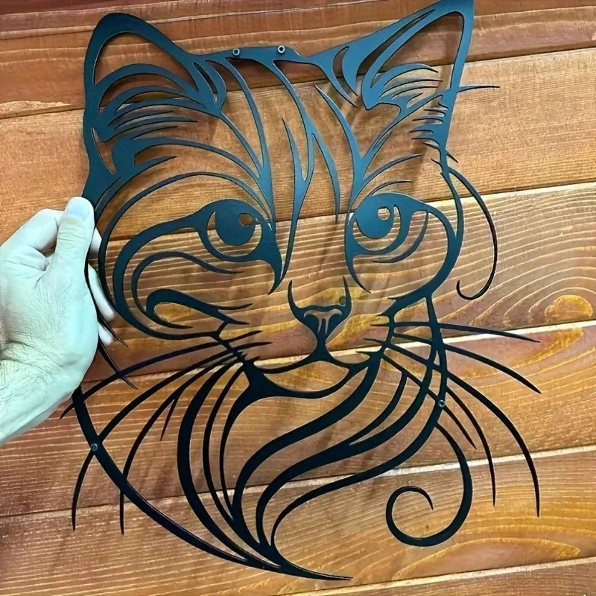 Intricate Cat Face Metal Wall Sculpture — Stunning Home Décor for Cat Lovers 🐱🎨