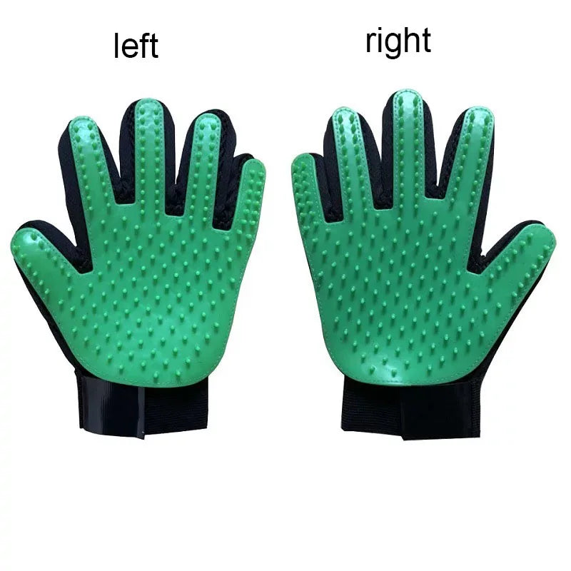 Pet Grooming Glove — Deshedding Brush & Massage Tool for Dogs & Cats 🐾